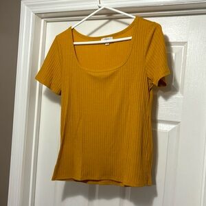 Mustard yellow top